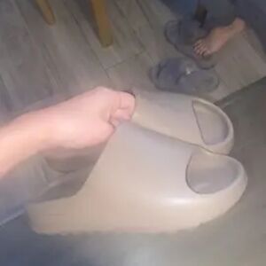 Unisex Non-Slip Comfortable Platform Slides For Indoor & Outdoor